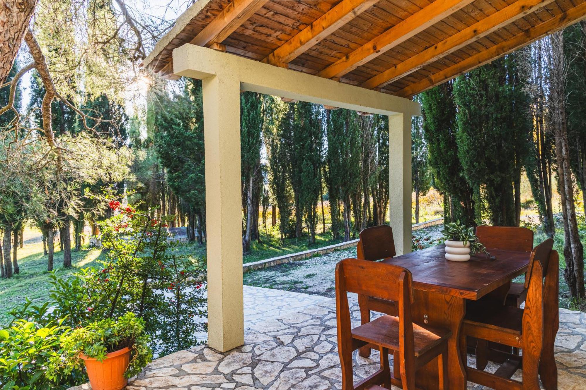 Country House Uros In Nature With Pool Lovorno ภายนอก รูปภาพ